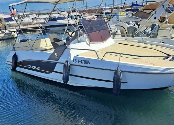 Motorboat Beneteau flyer 6.6 sundeck 150hp