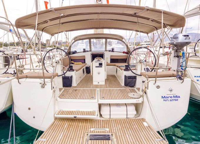 Sailboat Jeanneau Sun Odyssey 490 14.42m