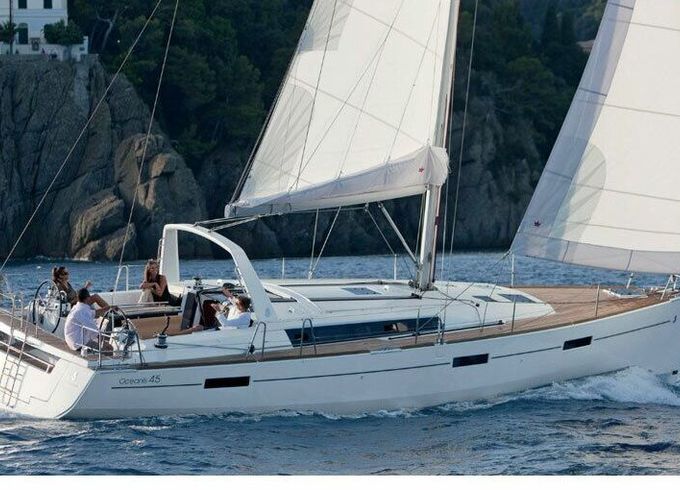 Sailboat Beneteau Oceanis 45 13.94m