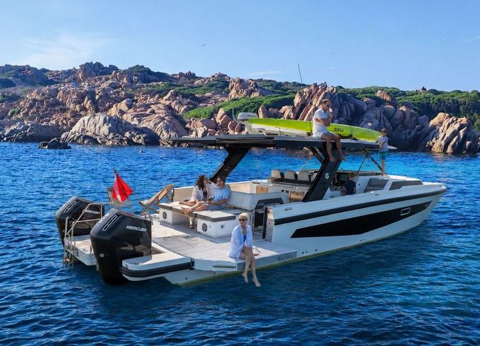 Motorboat Aquila Aquila 45 Sport 1200hp