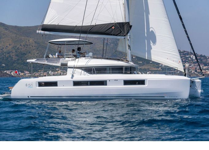 Catamaran Lagoon 51 15m