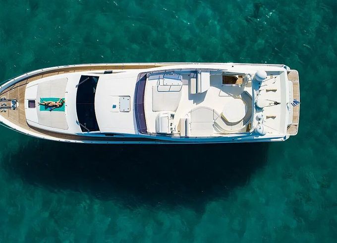 Motor yacht Ferretti 780 3320hp