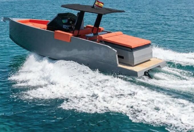 Motorboat De Antonio Yachts D28 400hp