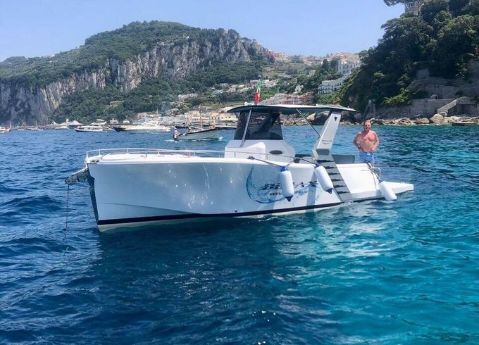 Motorboat Altura Work around 230hp
