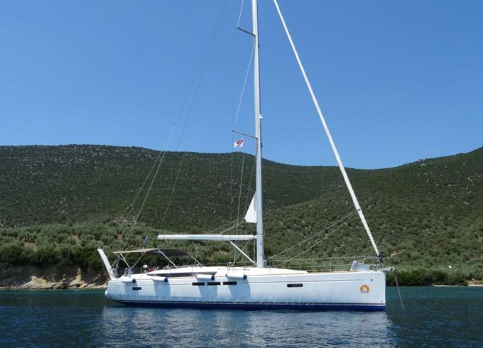 Sailboat JEANNEAU SUN ODYSSEY 519 15.75m