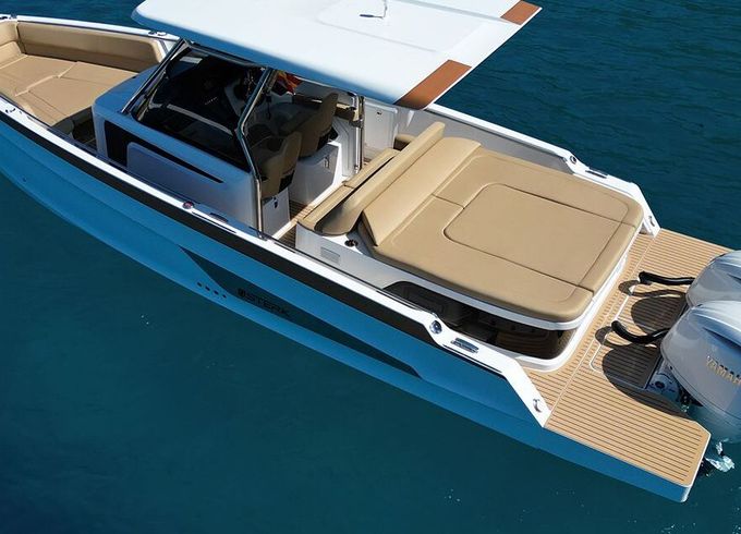 Motorboat Sterk 31 RC 400hp