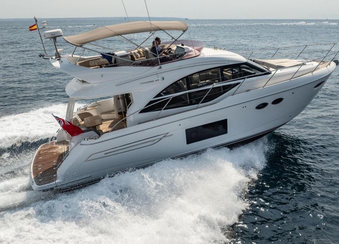Motor yacht Princess Yachts Princess 49 Fly 1100hp