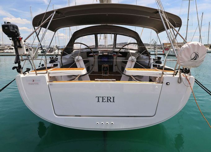 Sailboat Hanse Yachts Hanse 418 - 3 cab. 12m