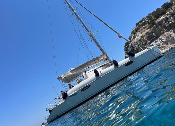 Catamaran Fountaine Pajot Lavezzi 40 12m