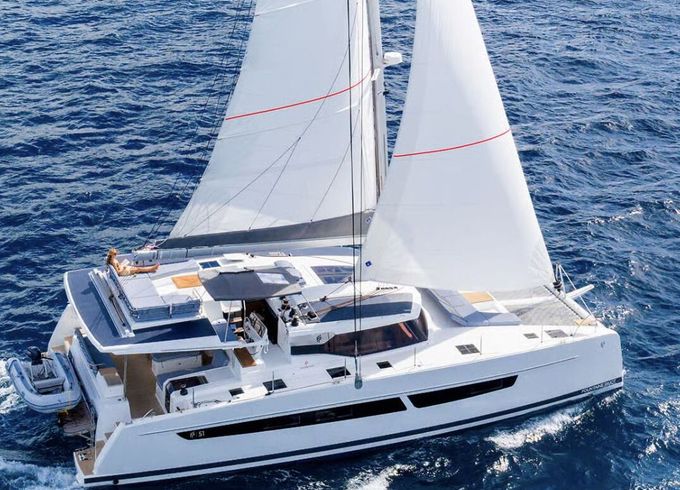 Catamaran Fountaine Pajot Aura 51 16m