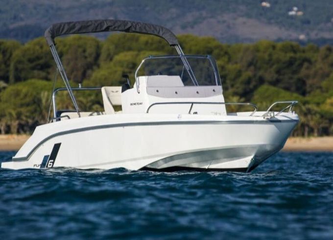 Motorboat Beneteau Flyer 6 spacedeck 140hp