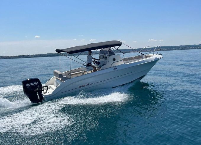Motorboat MINGOLLA CANTIERE NAUTICO BRAVA 25 OPEN - SENZA SKIPPER 250hp