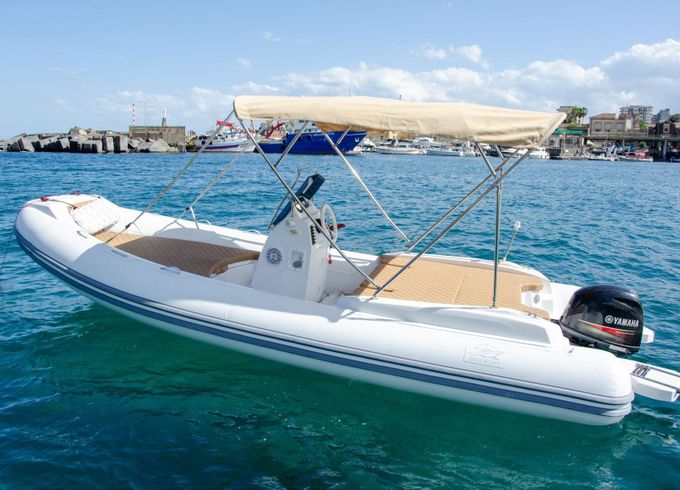 Boat without licence  Gem Gommone 6.50 m senza patente 40hp
