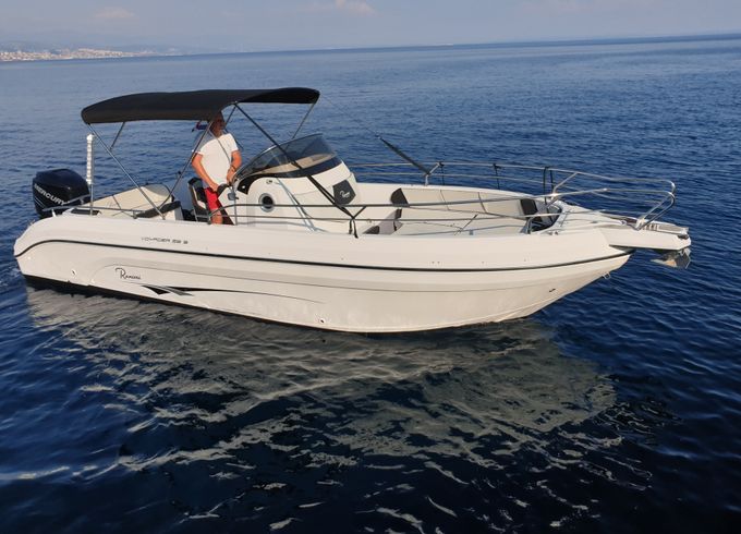 Motorboat Ranieri Voyager 26 S 250hp