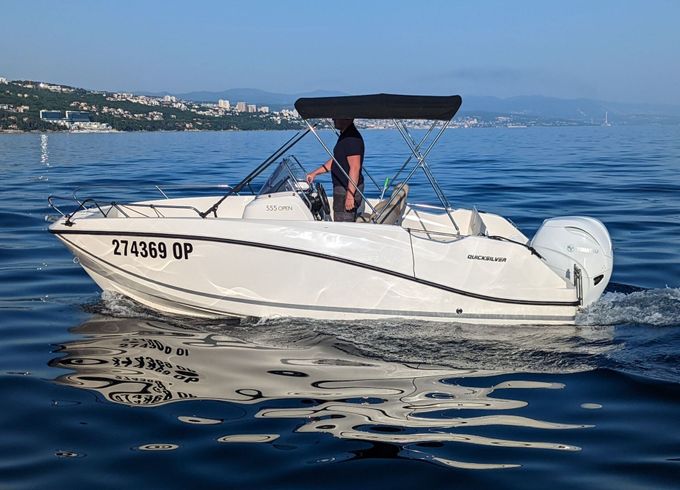 Motorboat Quicksilver Activ 555 Open 115hp