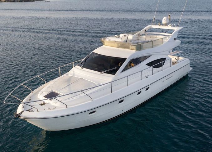 Motor yacht Ferretti 48 585hp
