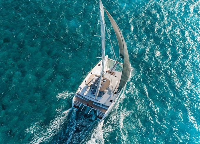 Catamaran Lagoon 52F 15.85m
