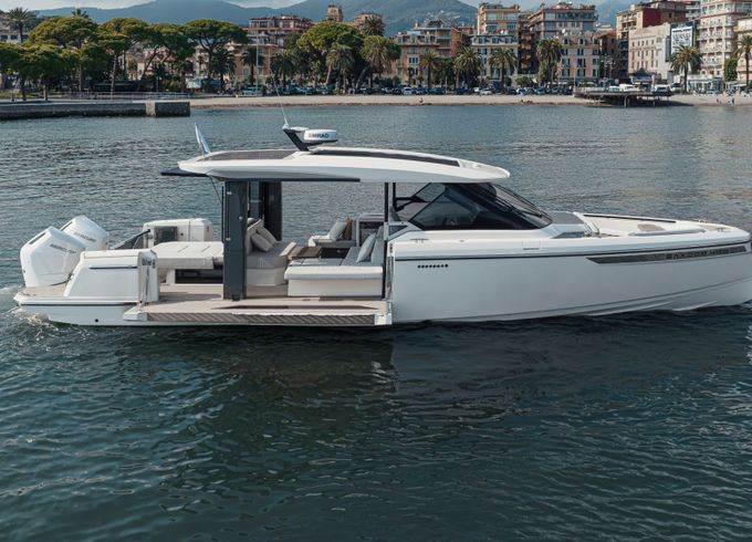 Motorboat Saxdor Saxdor 400 gto 800hp