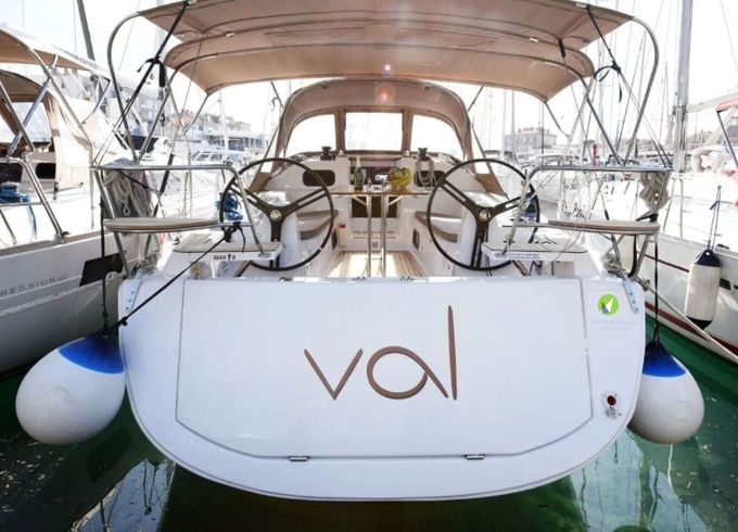 Sailboat Elan Impression 40 11m