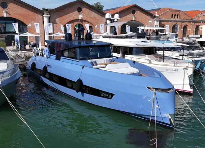 Motor yacht Manda Yachts S07 2700hp