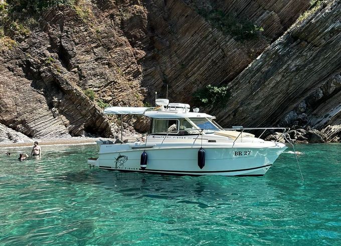 Motorboat Jeanneau Merry Fisher 705 150hp
