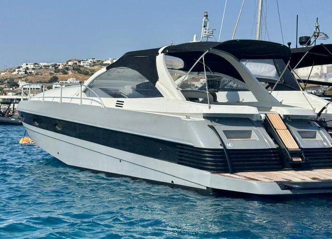 Motorboat Pershing 38 2000 840hp
