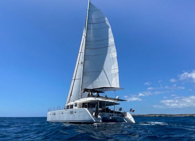 Catamaran Lagoon 560 18m