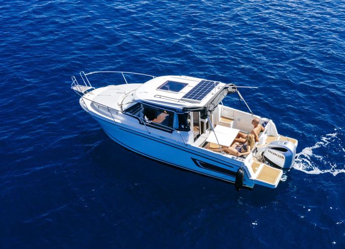 Motorboat Jeanneau Merry Fisher 795 200hp