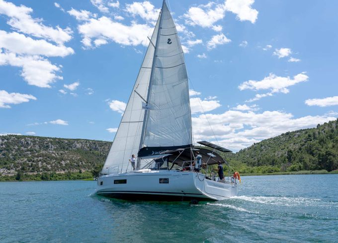 Sailboat Bénéteau Oceanis 51.1 - 5 + 1 cab. 15m