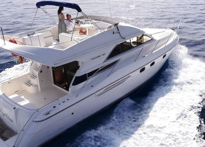 Motor yacht Princess 440 649hp