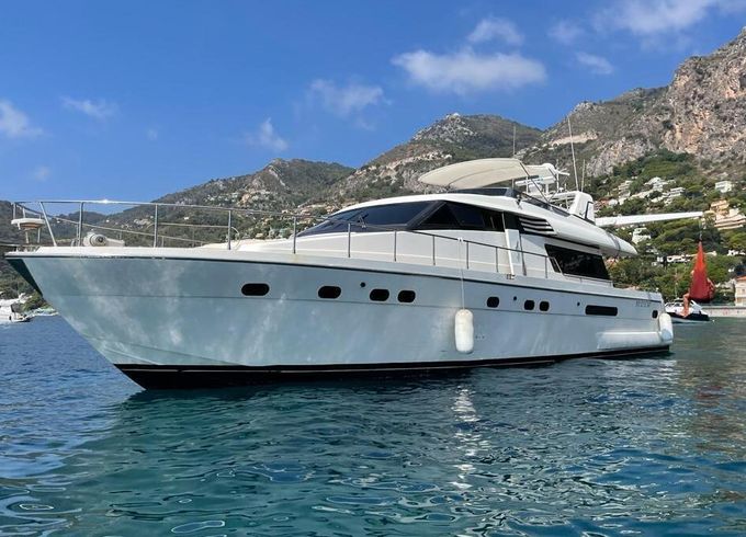 Motor yacht San Lorenzo 62 2100hp
