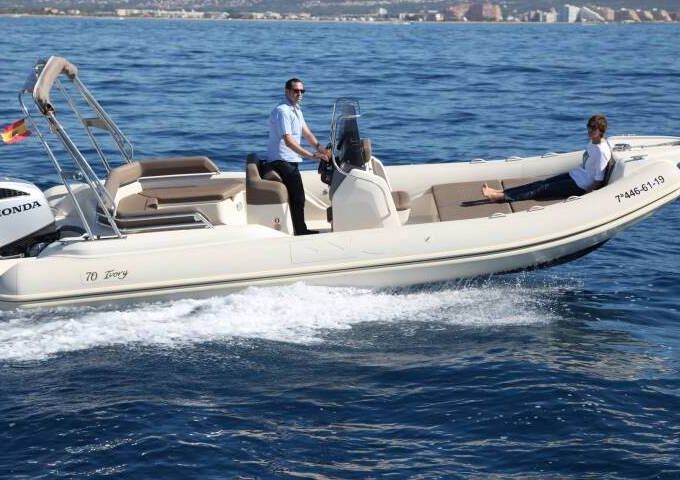 RIB BSC 70 IVORY 200hp