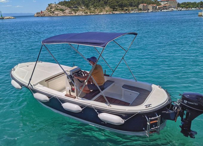 Motorboat Betina 500 10hp