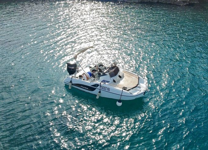 Motorboat Beneteau Flyer 5.5 SUNdeck 140hp