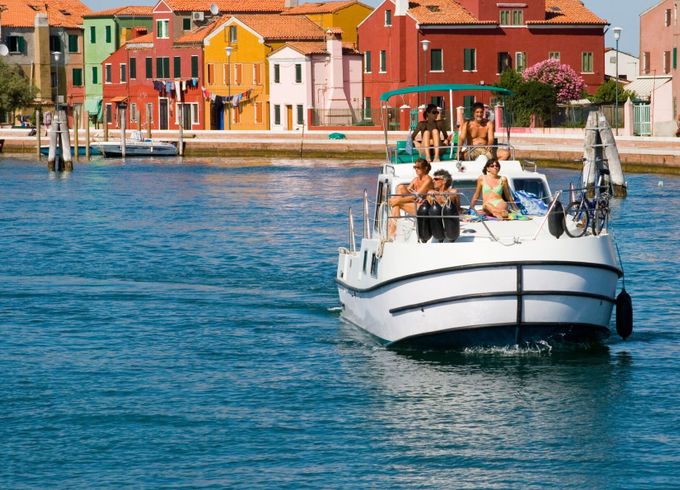 Houseboat New Con Fly First 30hp