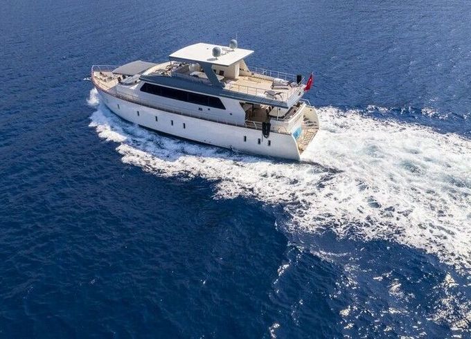 Motor yacht Luxury Trawler Rental in Gocek 2024 400hp