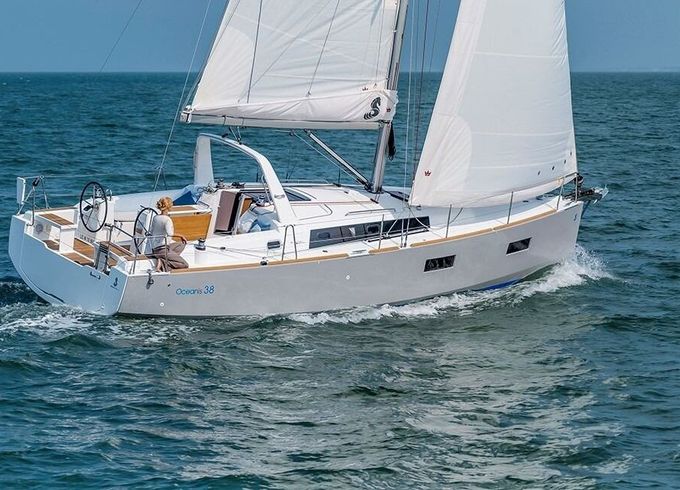 Sailboat BENETEAU OCEANIS 38 11.5m
