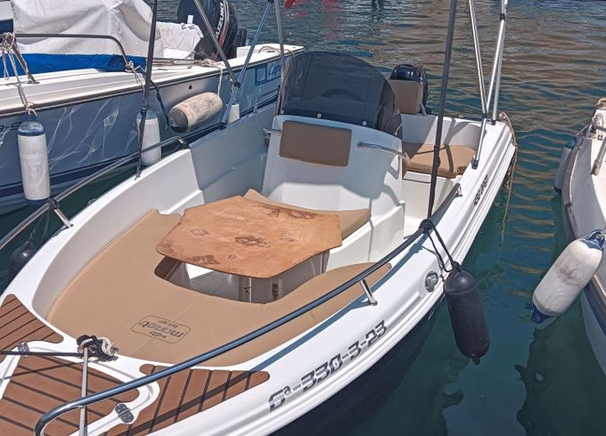 Boat without licence  Mareti 430 15hp