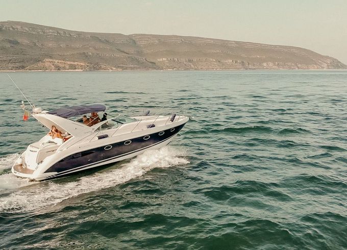 Motorboat Fairline Targa 40 600hp
