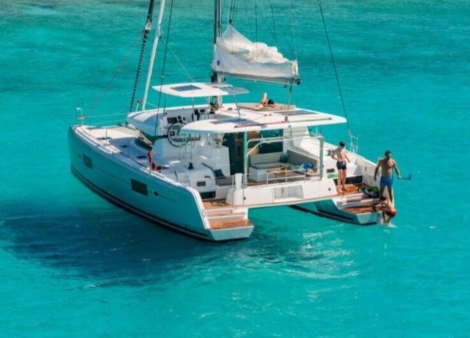 Catamaran Lagoon 42 12m