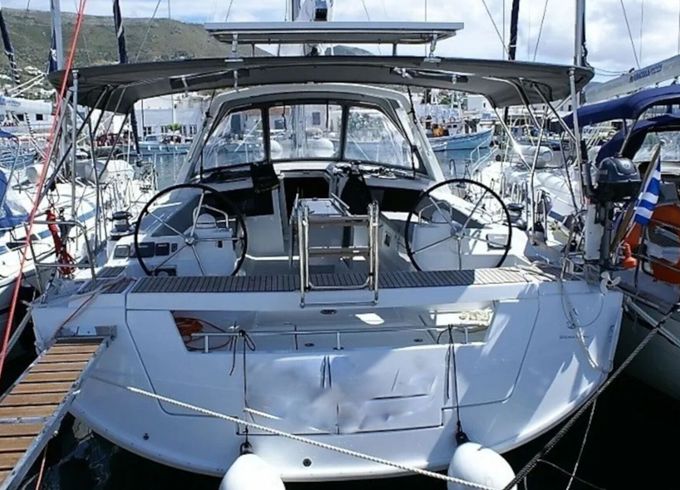 Sailboat Oceanis 48 14m