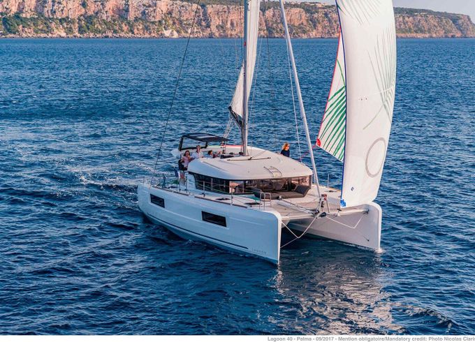 Catamaran Lagoon 40 12.2m