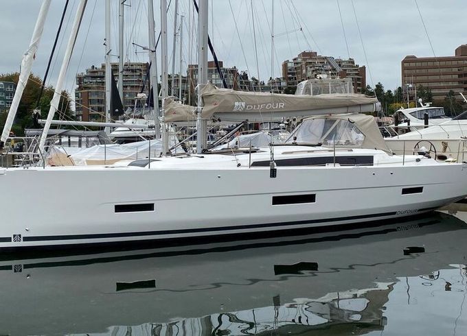 Sailboat DUFOUR DUFOUR 430 12m