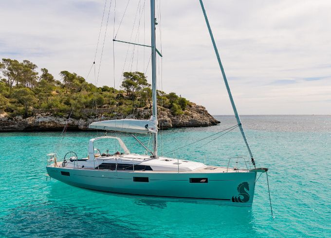 Sailboat Beneteau Oceanis 41.1 12.43m