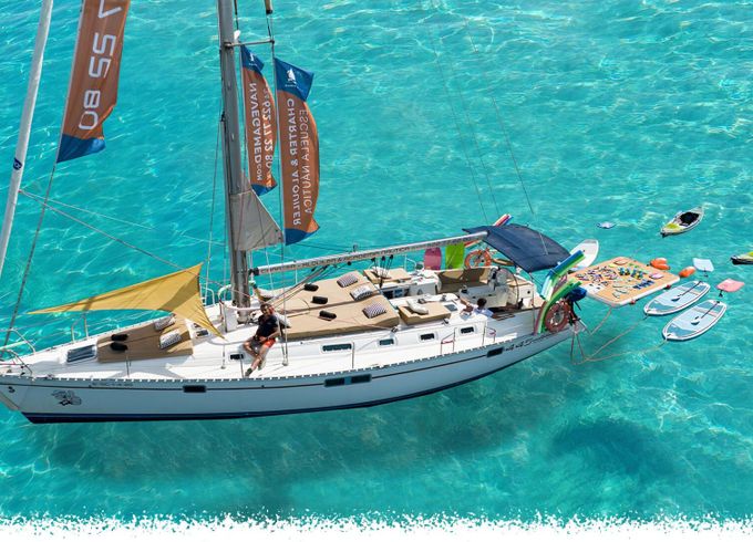 Sailboat Beneteau Oceanis Moorins 445 14m