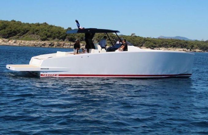 Motorboat TESORO T40 600hp