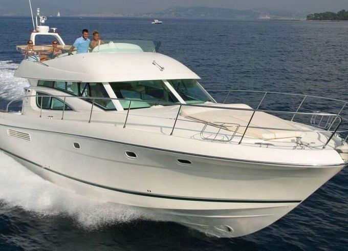 Motorboat JEANNEAU PRESTIGE 46 FLY 1000hp