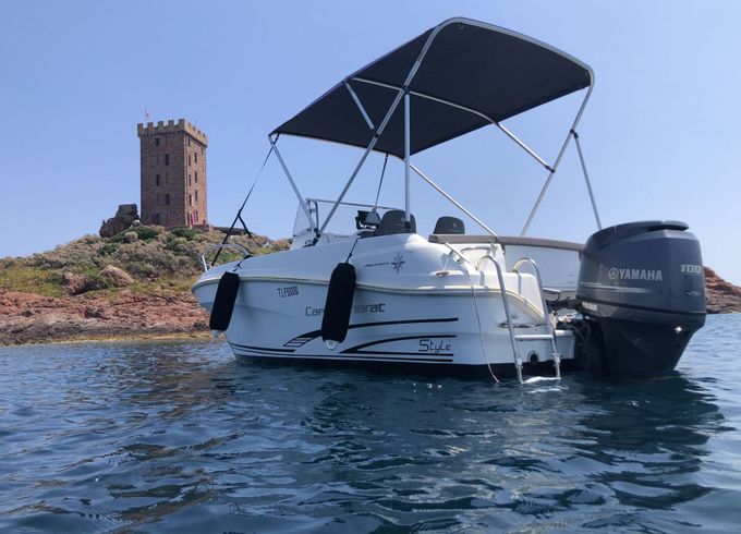 Motorboat Jeanneau Cap camarat 550 CC 100hp
