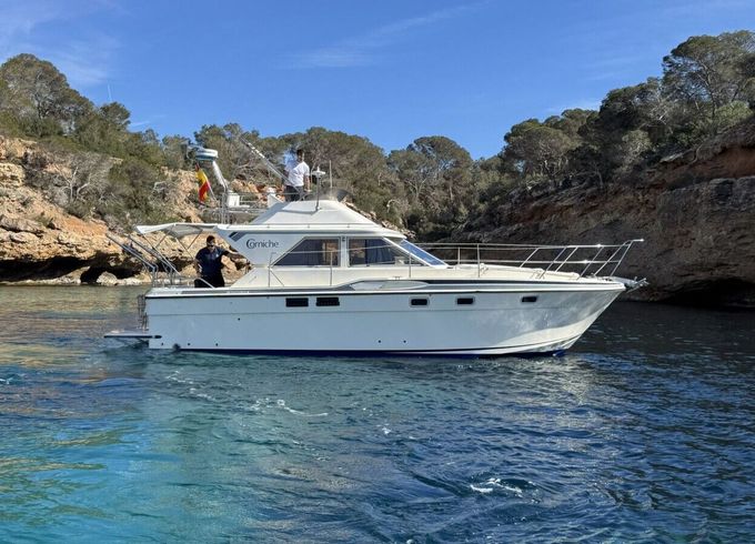 Motorboat Fairline Corniche 31 400hp