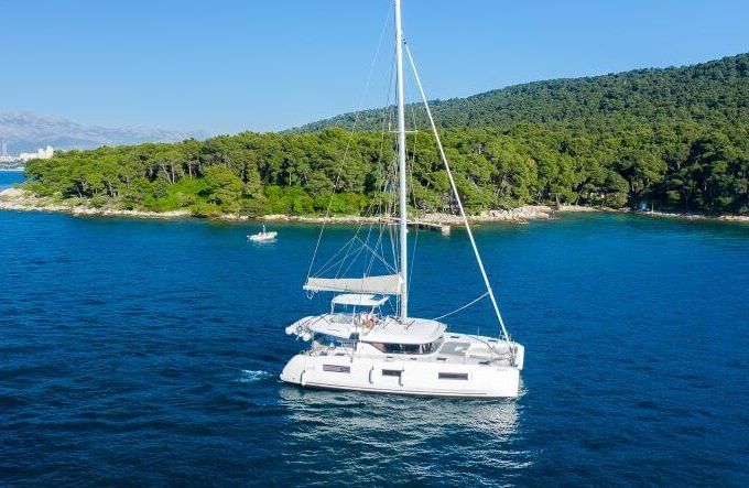 Catamaran Lagoon 46 13.99m